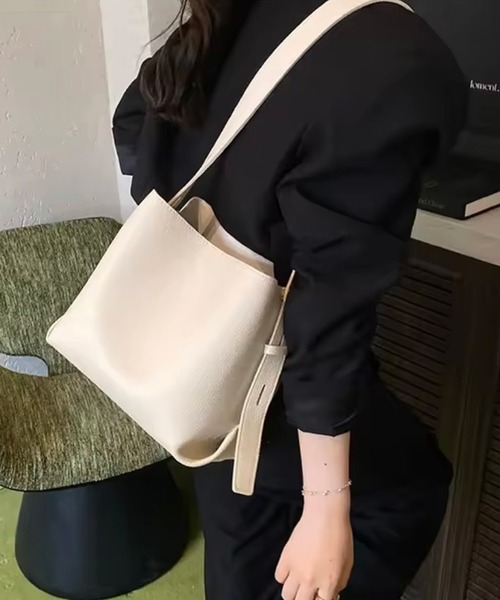 バッグ AYMK LADYMADE（レディメイド）｜ 2WAYベルトスクエアショルダーバッグ