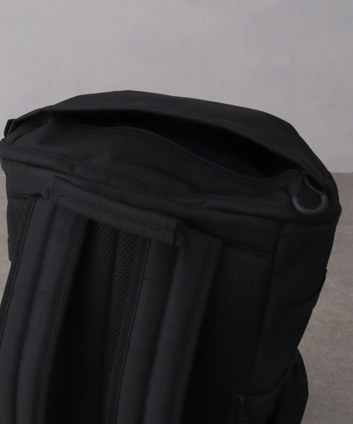 デイバック リュック 「MICHAEL LINNELL/マイケルリンネル」Square Backpack/スクエア バックパック(容量：約32L）の画像