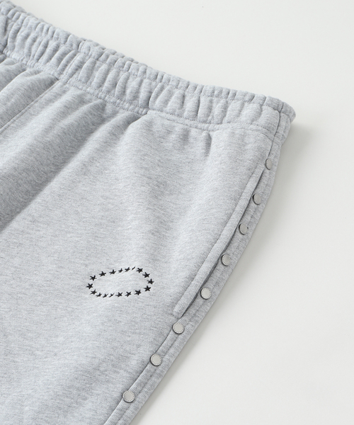 AFB（エーエフビー） スウェットパンツ ジャージ STUDDED BAGGY SWEAT