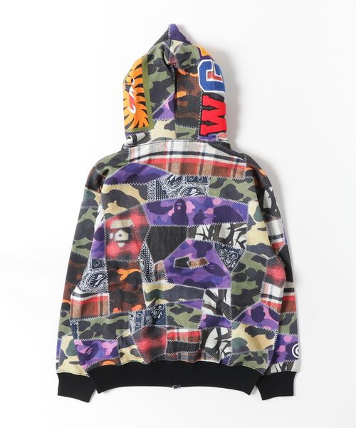 A BATHING APE（アベイシングエイプ） パーカー CRAZY PATCH SHARK