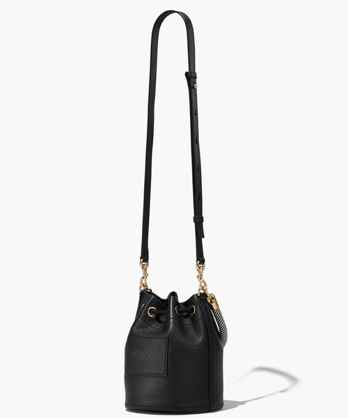 マークジェイコブス レザー バケットバッグ ブラック MARC JACOBS（マークジェイコブス）の「THE LEATHER BUCKET BAG