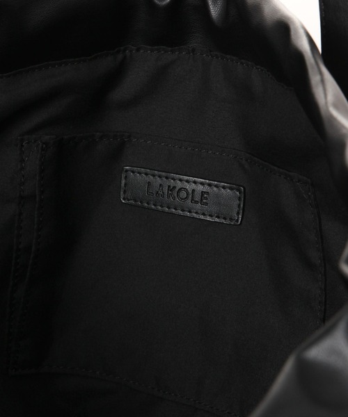 A.P.C. ブラックフェイクレザートートバッグ　巾着 LAKOLE トートバッグ フェイクレザー巾着トートバッグ / 132226