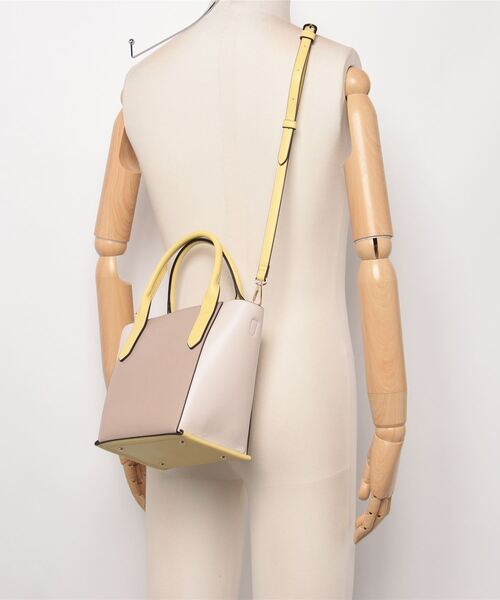 artemis by DIANA（アルテミス by ダイアナ） ハンドバッグ