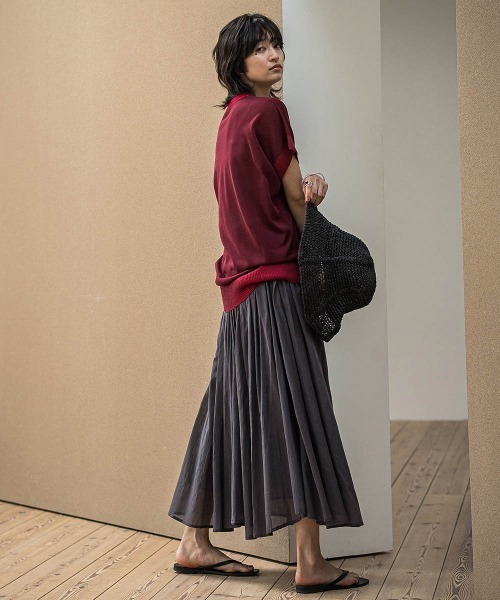 新品、未使用。MAYSON GREY MAYSON GREY tシャツ 「WEB限定」サイドドロストドッキングプル