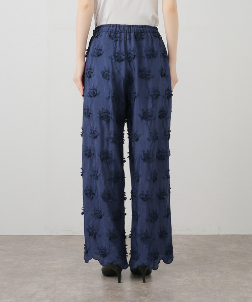 crinkle crinkle crinkle embroidery パンツ crinkle crinkle crinkle（クリンクルクリンクルクリンクル