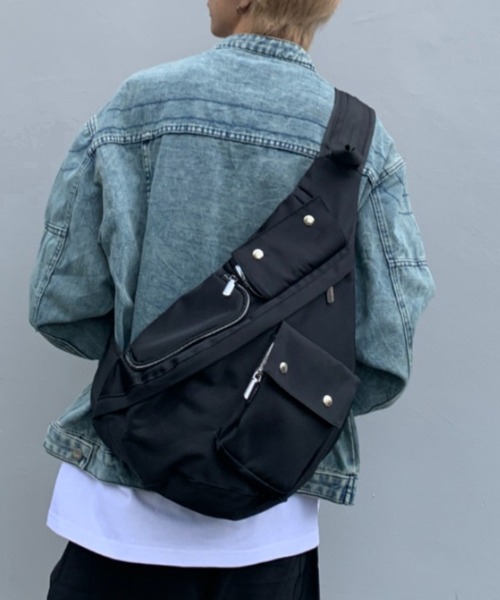 lilful ショルダーバッグ 「A4収納可能！」ナイロンワンショルダー 多