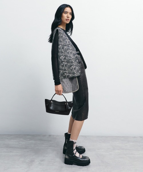 CHARLES ＆ KEITH（チャールズ&キース） トートバッグ Clarice 