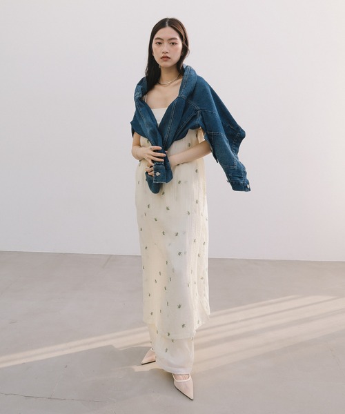 ワイドパンツ パンツ 「新色追加」小花柄シアーワイドパンツ レディースの画像