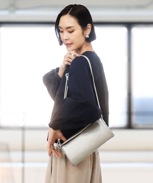 MK MICHEL KLEIN（エムケー ミッシェルクラン） ショルダーバッグ