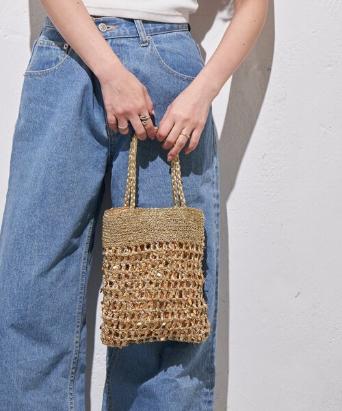 ショルダーバッグ バッグ :「2WAYで使用可能！」チェーン付き手編みスパンコールBAG レディースの画像