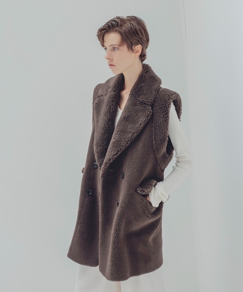 最終価格 venit ＷＯＯＬ　ＰＯＬＹＥＳＴＥＲ　ＢＯＡ　ＶＥＳＴ　グリーン 最終価格 venit WOOL POLYESTER BOA VEST