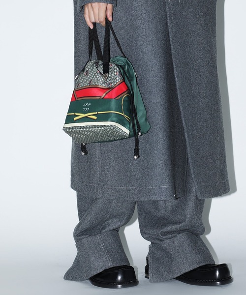 TOGA TOO ショルダーバッグ Print Drawstring Bag メンズ : ZOZOTOWN 
