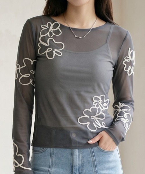 Per sist ence（パーシエンス） tシャツ シアーフラワーコード刺繍プル