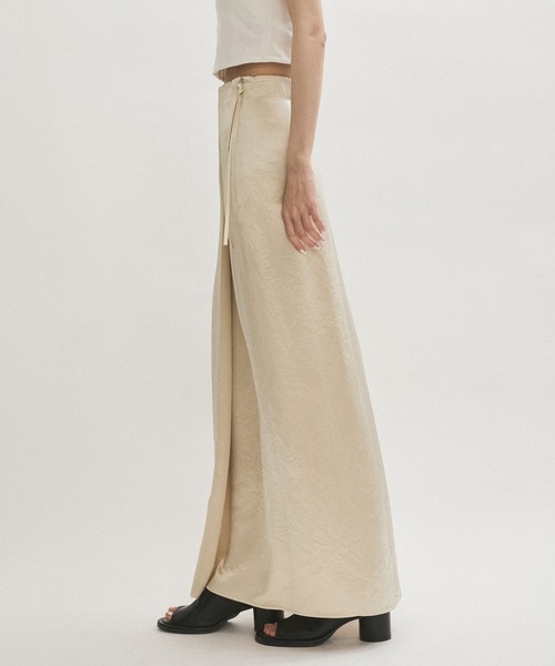 ADAM ET ROPE' スカート 「サステナブル」Naiaサテン