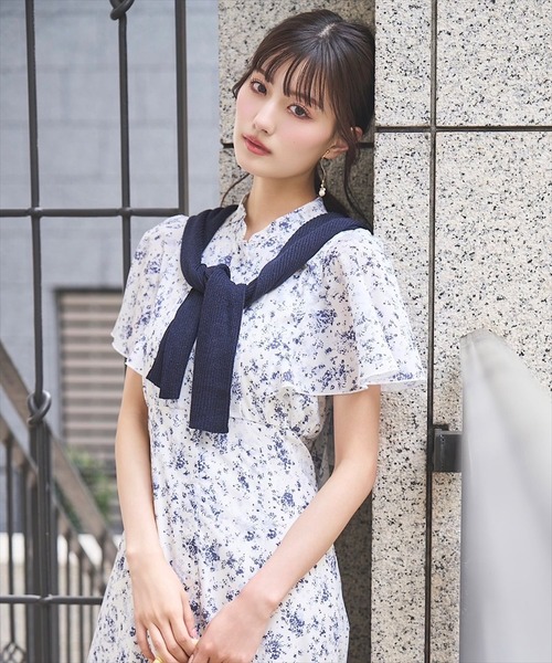 SWINGLE ワンピース スモールフラワーラッフルフリルスリーブ