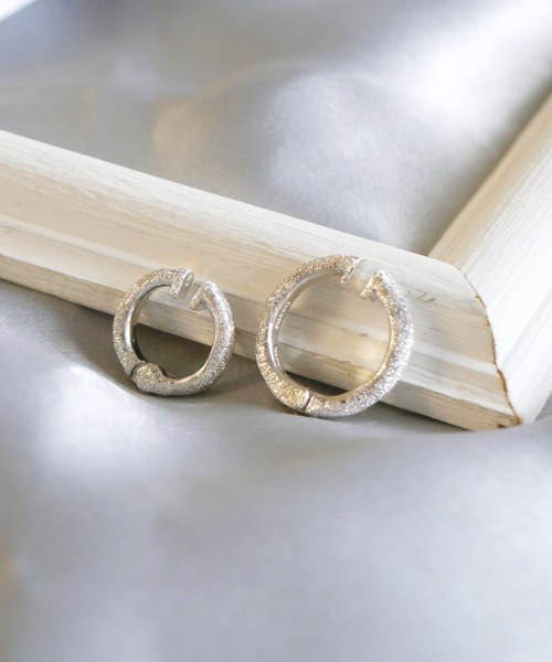 e.m.（イーエム） イヤーカフ スターダストイヤーカフ(M)/シルバー