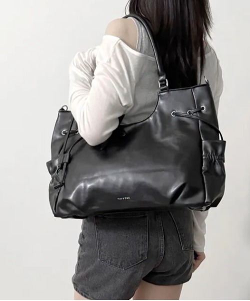 FREE STYLISTS ショルダーバッグ バッグ 「スターチャームY2K 」2WAY