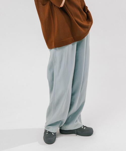 ワイドパンツ ジーンズ デニム デニムパンツ 「別注」Wrangler×EKAL　ライトデニムリラックスバギーパンツ レディースの画像