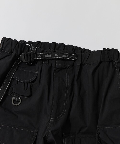パンツ 「and wander/アンドワンダー」multi pocket short pants メンズの画像
