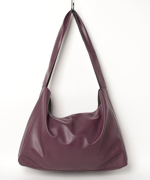 【美品】MCM　ボディバッグ　ウエストバッグ　レザー　本革　ロゴ　ブラック MinoriTY（マイノリティ） ウエストポーチ 「MinoriTY」シンセティック