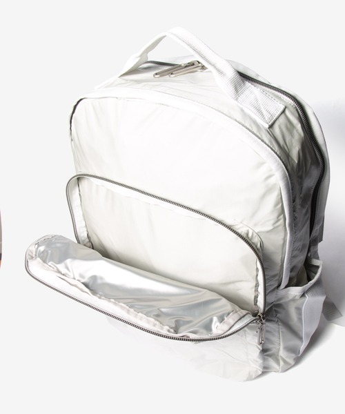 デイバック リュック LeSportsac ESSENTIAL CARRYALL BP レスポートサック キャリーオール バックパックの画像