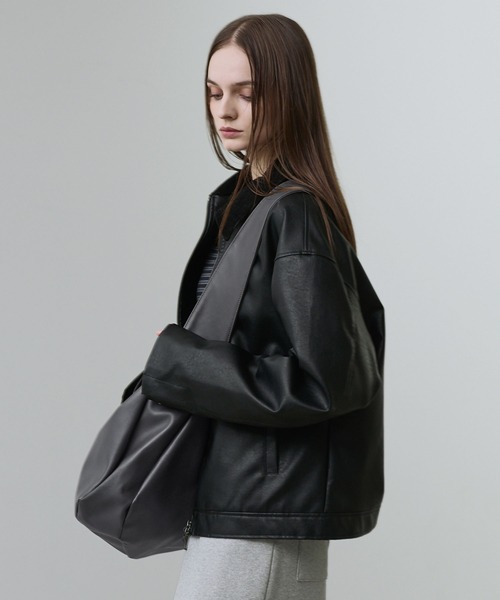 CALLNE ショルダーバッグ 「CALLNE」Tech Half Moon Shoulder Bag