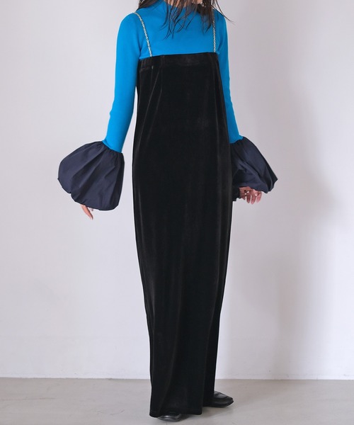 AKTE（アクテ） ワンピース チェーンストラップベロアワンピース