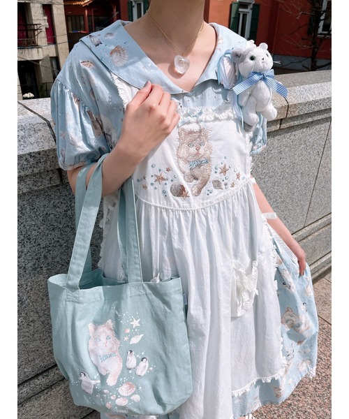 ブローチ ねこと子ペンギンぬいぐるみコサージュ レディースの画像