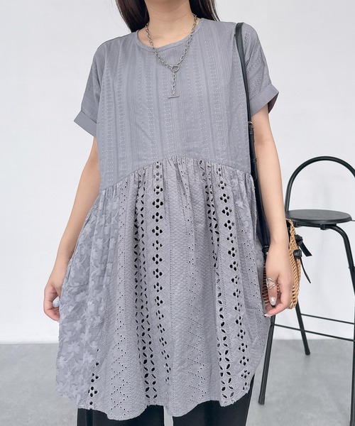 【新品】定価28,600円　ロゴ刺繍切り替え半袖チュニック　グレー　11号 AS KNOW チュニック ○シフリー刺繍まぜまぜV字切り替え