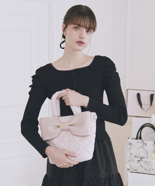 Maison de FLEUR（メゾンドフルール） ハンドバッグ フェイクファー