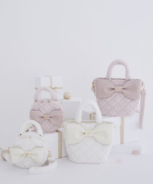 Maison de FLEUR（メゾンドフルール） ハンドバッグ フェイクファー 