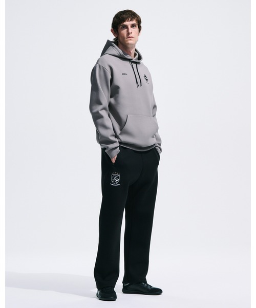 F.C.Real Bristol（エフシーレアルブリストル） パーカー TECH SWEAT