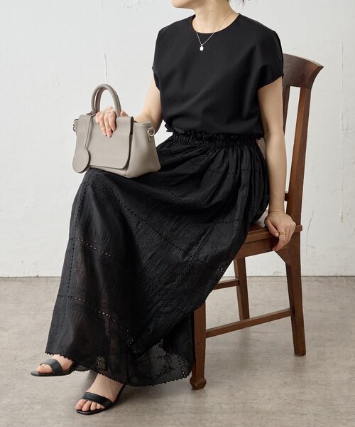JOHN SMEDLEY｜リネンキルトスカート｜女性M｜黒｜日本製｜2024SS BEARDSLEY（ビアズリー） ロング スカート 「HiROMITHiSTLE」スクエア