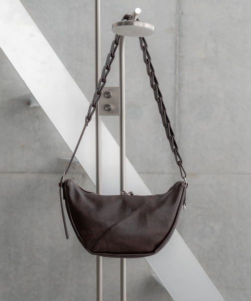 SINSS ショルダーバッグ 2way slit half moon mini bag / 2wayスリット