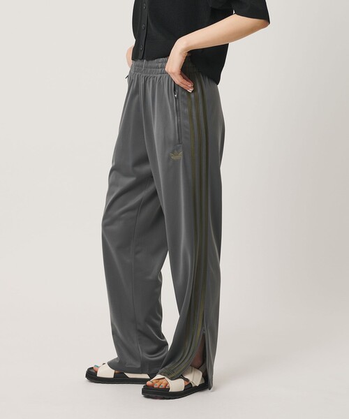 ワイドパンツ パンツ 「adidas Originals」ファイヤーバードトラックパンツ レディースの画像
