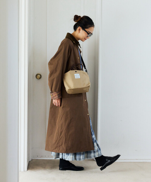 「KiU」 2WAYバッグ「FREAK’S STOREコラボ」 ONE SIZE ベージュ レディース_画像8