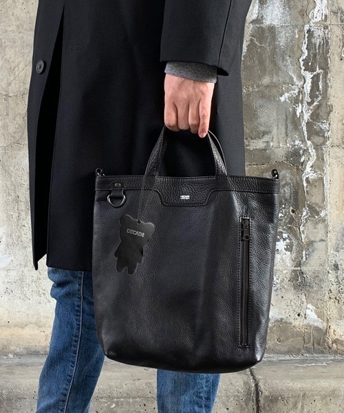 ディケイド　DECADE 牛革レザートートバッグ　美品 DECADE（ディケイド） トートバッグ カウレザー2wayトートバッグ
