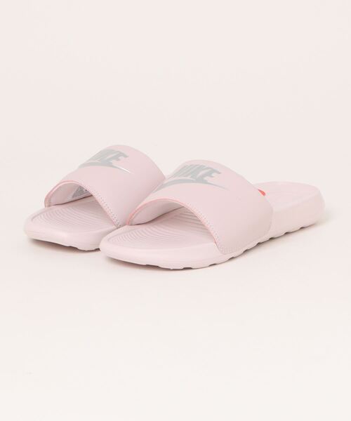 ★Nike★WMNS VICTORI ONE SLIDE スライド★追跡可 NIKE】 ナイキ W VICTORI ONE SLIDE OSAKA ウィメンズ