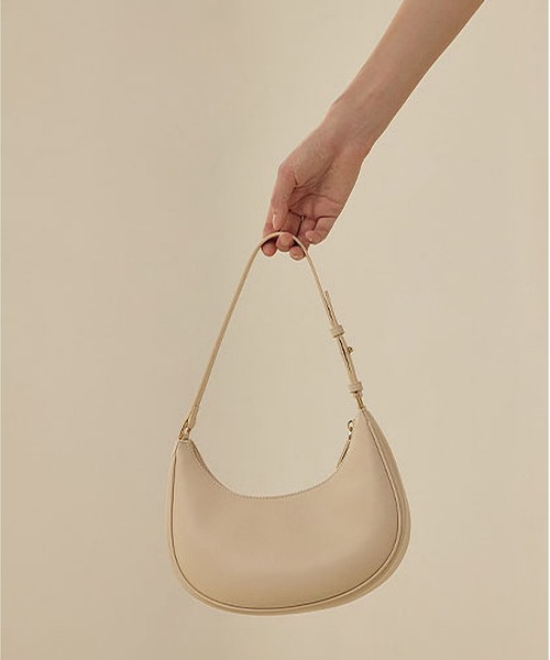 スペインSfera★ハーフムーンのフォルム素敵 ラフィアショルダー Sfera(エスフェラ) ショルダーバッグ・ポシェット(レディース
