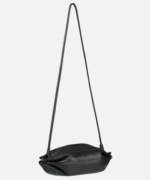 RAKKU - Wearable bag (着るバッグ)
