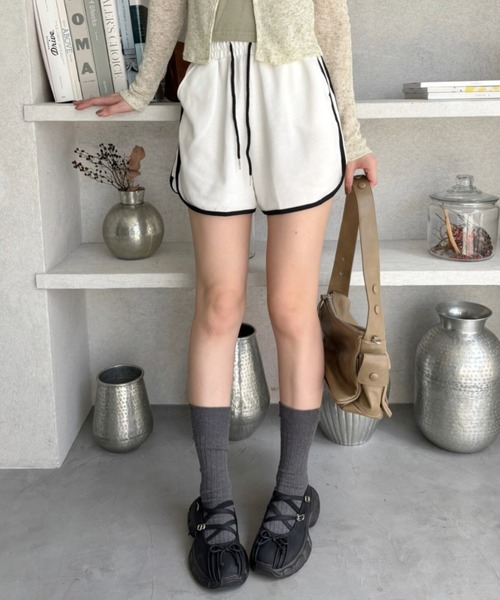 【関税込み】Rhude グリーン トラック ショートパンツ ショートパンツ / CL ND SHORTS（ハーモニーグリーン） -Reebok
