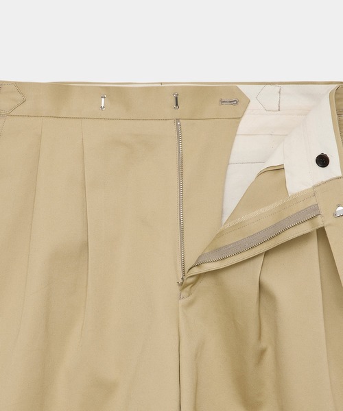 マーカウェアmarkaグレージュ2タックスラックスLサイズ相当 marka スラックス TWO TUCK CROPPED TROUSERS メンズ : ZOZOTOWN