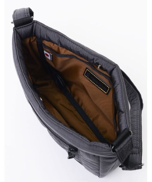 新品未使用master-pieceソフトショルダーバッグ　ユニセックス02433 master-piece（マスターピース） ショルダーバッグ master-piece