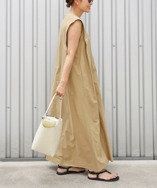 「CELERI」 ノースリーブワンピース FREE ベージュ レディース_画像3