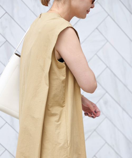 「CELERI」 ノースリーブワンピース FREE ベージュ レディース_画像8