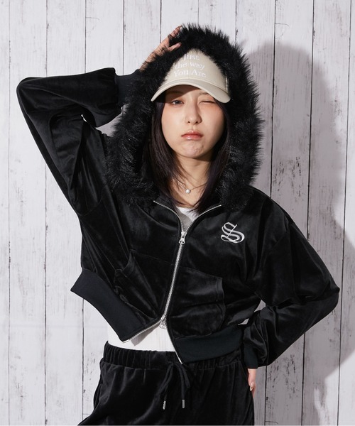 パーカー 「ファーフード×ベロア素材」レディース ジップパーカー