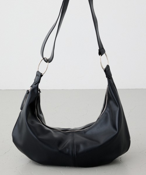 AZUL BY MOUSSY（アズールバイマウジー） ショルダーバッグ 合皮