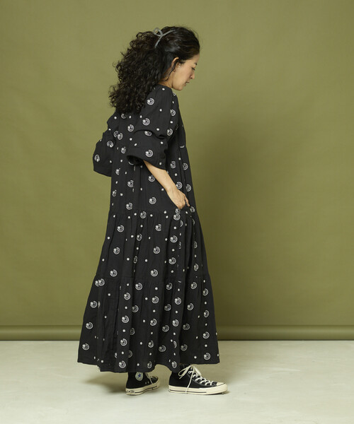 「Freada」 長袖ワンピース ONE SIZE ブラウン レディース_画像4