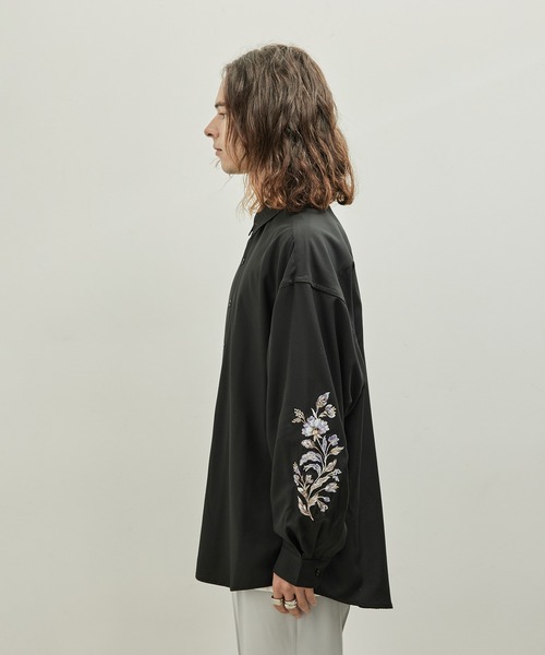 JUNRED（ジュンレッド） シャツ 「 UNISEX 」フラワーデコオーバー