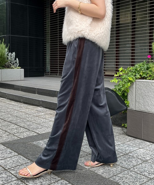 パンツ 「WEB限定」サイドラインベロアパンツ レディース : 86180594  